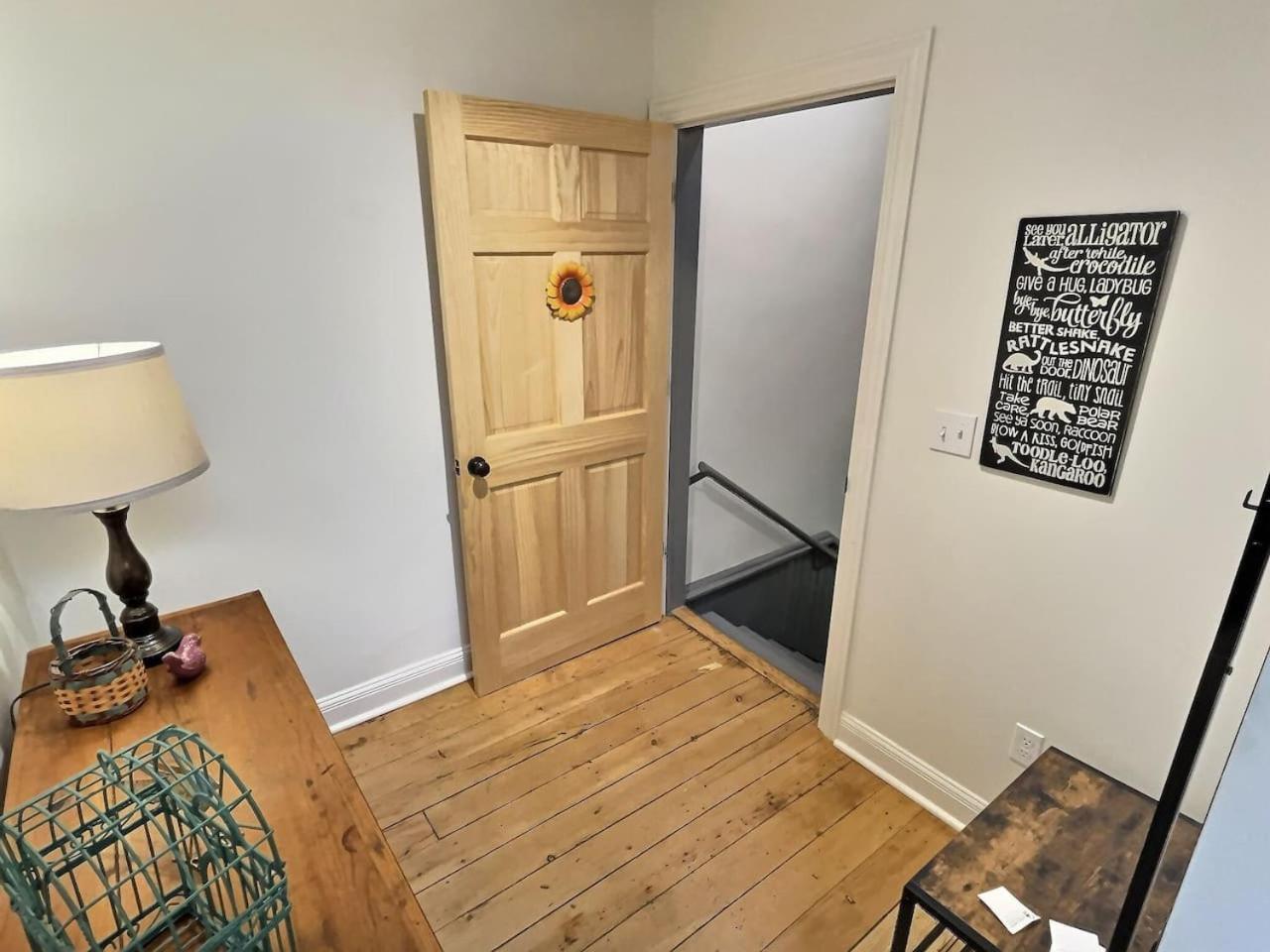 R And R Guest House Moberly Екстериор снимка